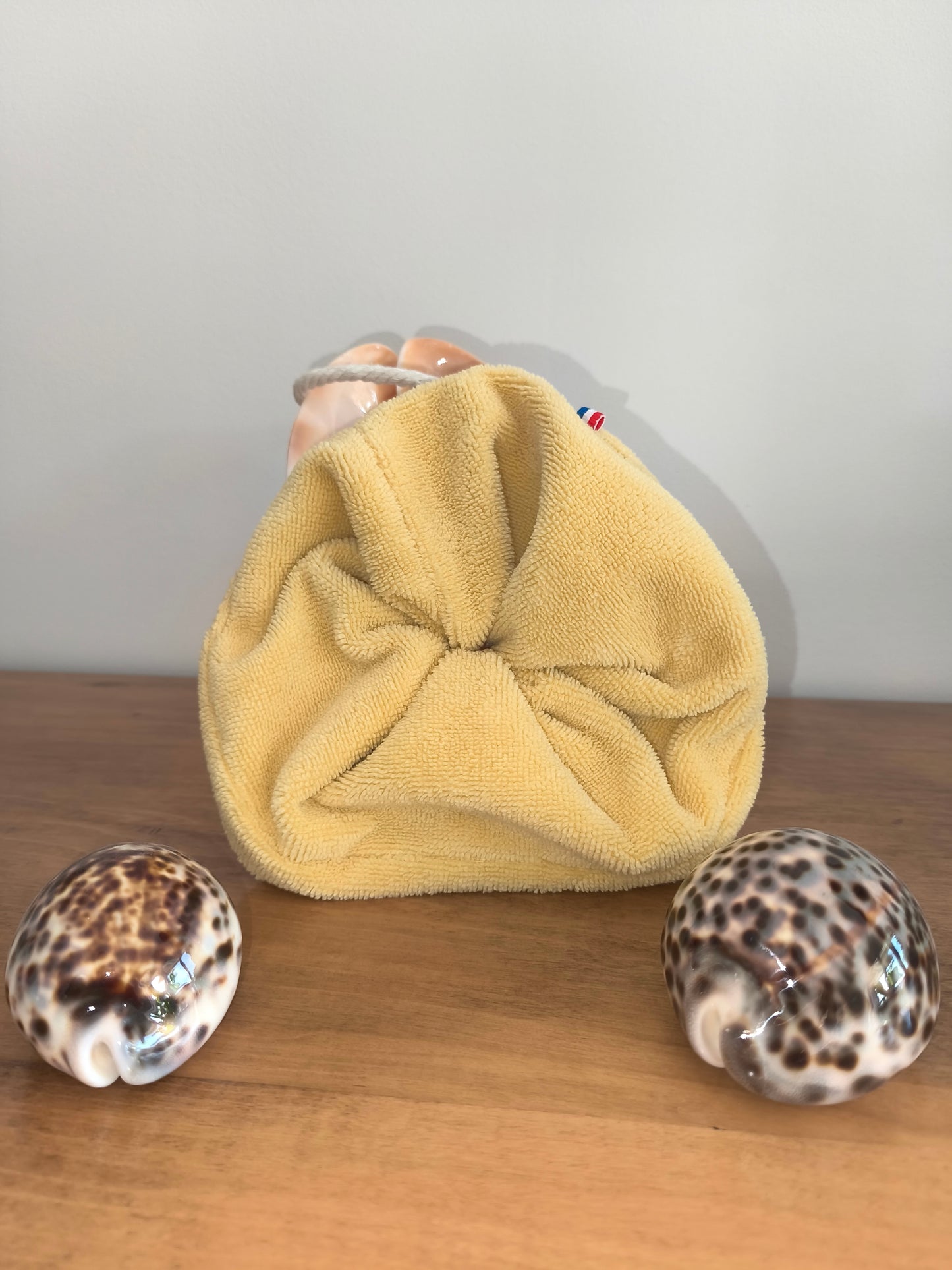 fleur de douche JAUNE